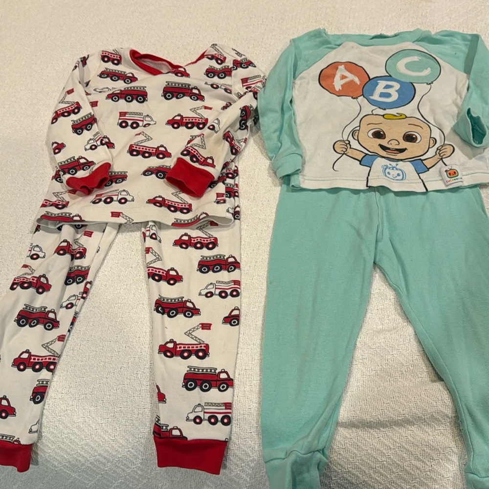 Toddler 3T long sleeve pajama sets Cocomelon & Firetrucks